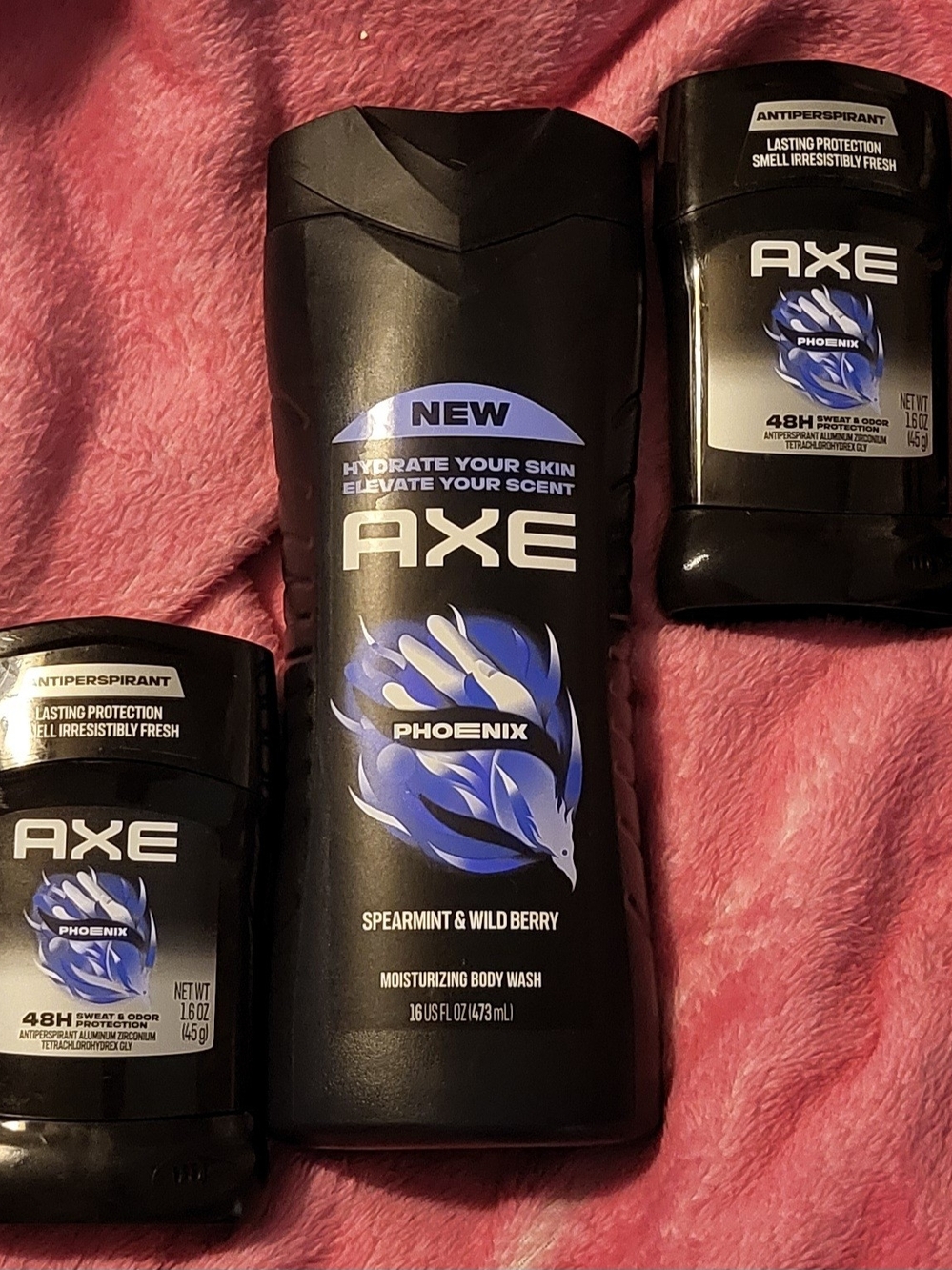 AXE Phoenix Spearmint & Wild Berry Moisturizing Body Wash - Black